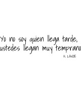 T-shirt Féminin Llegan tarde